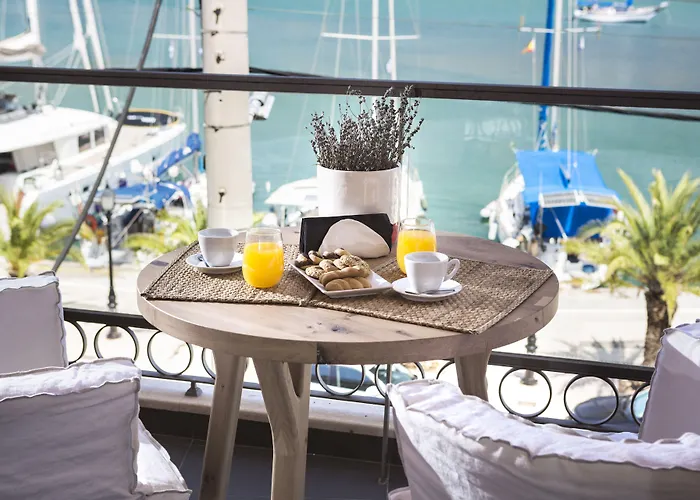 Marina Hotel de apartamente 4*