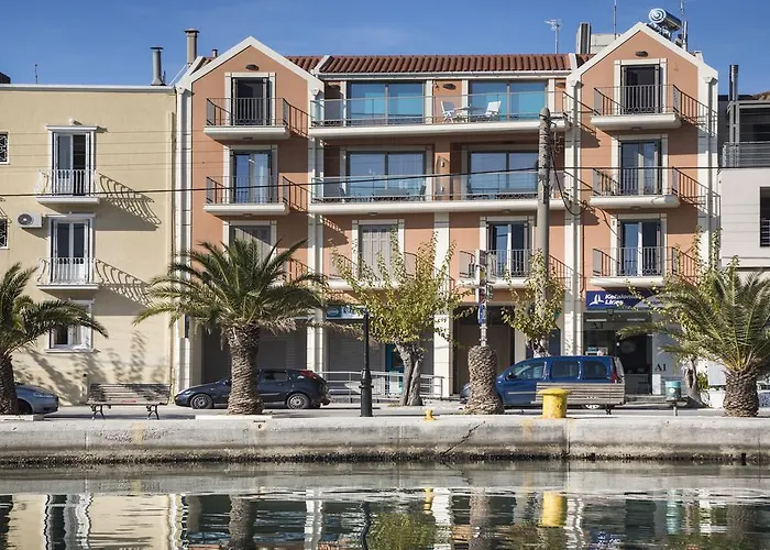 Marina Apartahotel