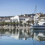 Lägenhetshotell Marina 4*